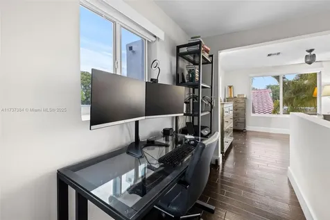 3175 Sheridan Avenue Miami Beach FL 33140