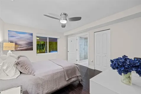 3175 Sheridan Avenue Miami Beach FL 33140