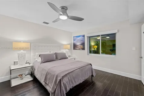 3175 Sheridan Avenue Miami Beach FL 33140