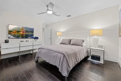 3175 Sheridan Avenue Miami Beach FL 33140