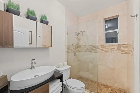 3175 Sheridan Avenue Miami Beach FL 33140