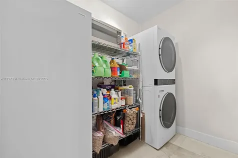 3175 Sheridan Avenue Miami Beach FL 33140