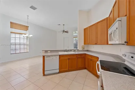 137 Via Santa Cruz Jupiter FL 33458
