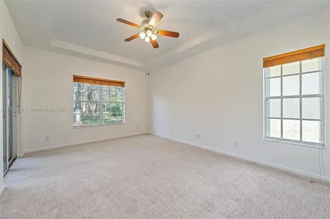 137 Via Santa Cruz Jupiter FL 33458