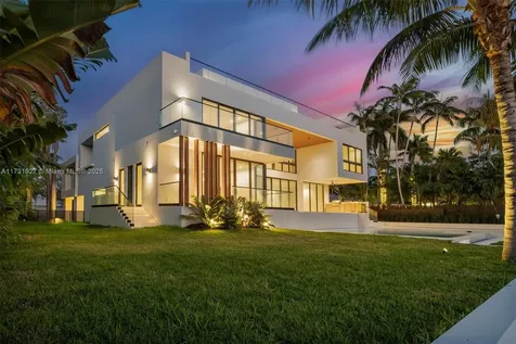 960 Mariner Drive Key Biscayne FL 33149