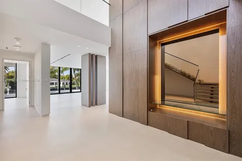 960 Mariner Drive Key Biscayne FL 33149