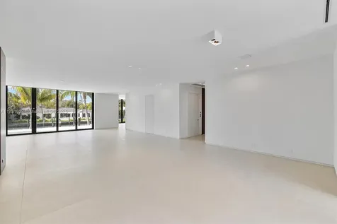 960 Mariner Drive Key Biscayne FL 33149