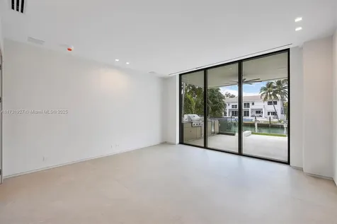 960 Mariner Drive Key Biscayne FL 33149