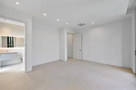 960 Mariner Drive Key Biscayne FL 33149