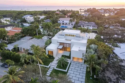 960 Mariner Drive Key Biscayne FL 33149