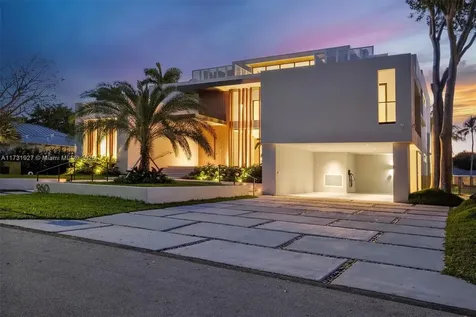 960 Mariner Drive Key Biscayne FL 33149