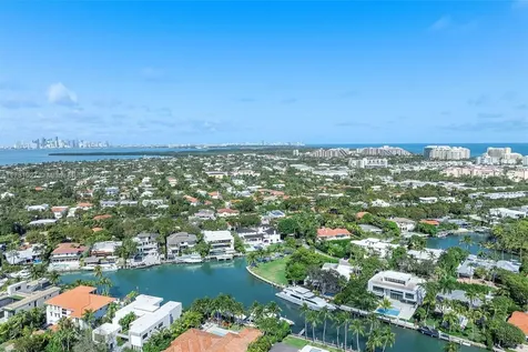 960 Mariner Drive Key Biscayne FL 33149
