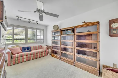 7106 SW 48th Lane Miami FL 33155