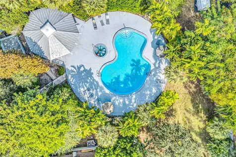 7106 SW 48th Lane Miami FL 33155