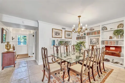 7106 SW 48th Lane Miami FL 33155