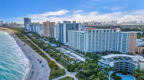 2899 Collins Avenue Miami Beach FL 33140