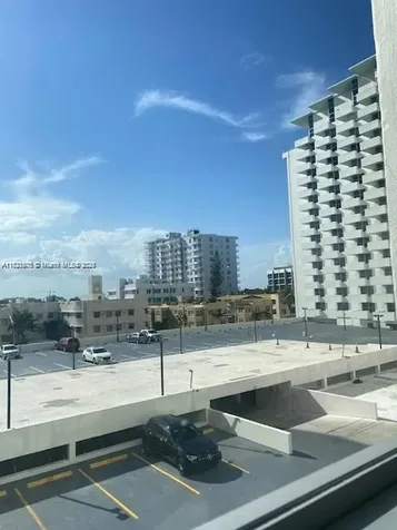 2899 Collins Avenue Miami Beach FL 33140