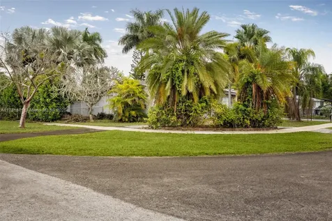 17275 SW 302nd Street Homestead FL 33030
