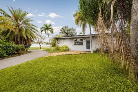 17275 SW 302nd Street Homestead FL 33030