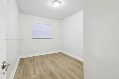 3851 NW 172nd Terrace Miami Gardens FL 33055