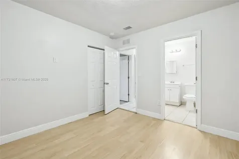 3851 NW 172nd Terrace Miami Gardens FL 33055