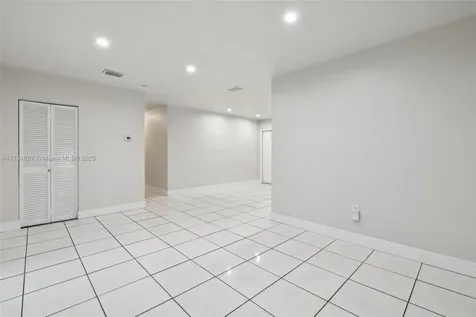 3851 NW 172nd Terrace Miami Gardens FL 33055