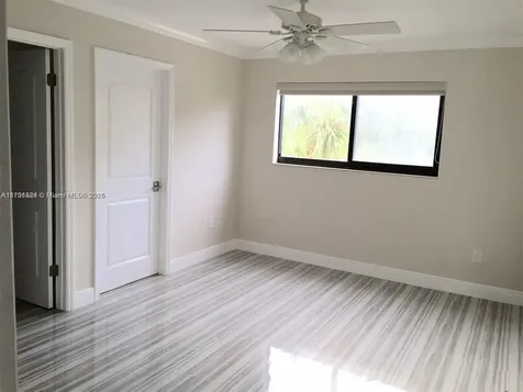 17878 N Bay Road Sunny Isles Beach FL 33160