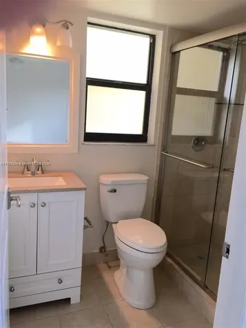 17878 N Bay Road Sunny Isles Beach FL 33160