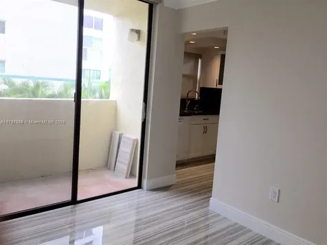 17878 N Bay Road Sunny Isles Beach FL 33160
