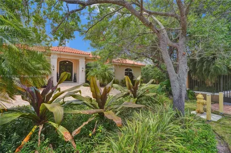 15210 SW 74th Court Palmetto Bay FL 33157