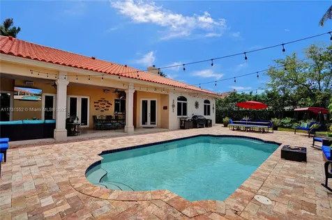 15210 SW 74th Court Palmetto Bay FL 33157