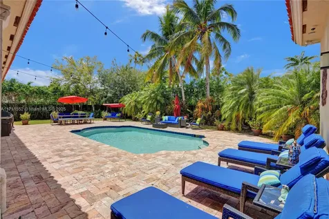 15210 SW 74th Court Palmetto Bay FL 33157