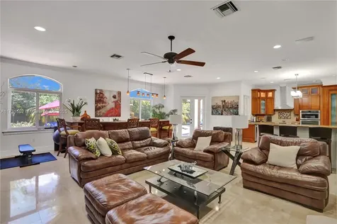 15210 SW 74th Court Palmetto Bay FL 33157