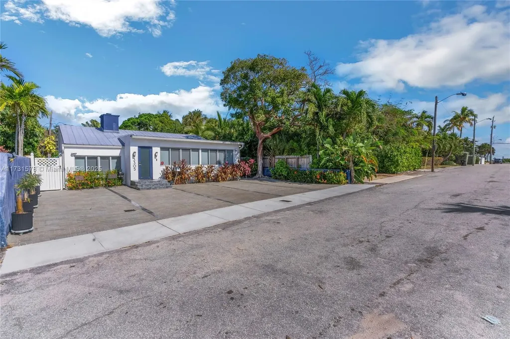 3305 NE 16th Court Fort Lauderdale FL 33305