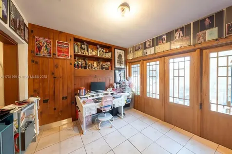 2827 SW 2nd Street Miami FL 33135