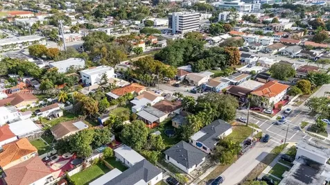 2827 SW 2nd Street Miami FL 33135