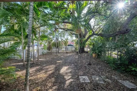 2827 SW 2nd Street Miami FL 33135