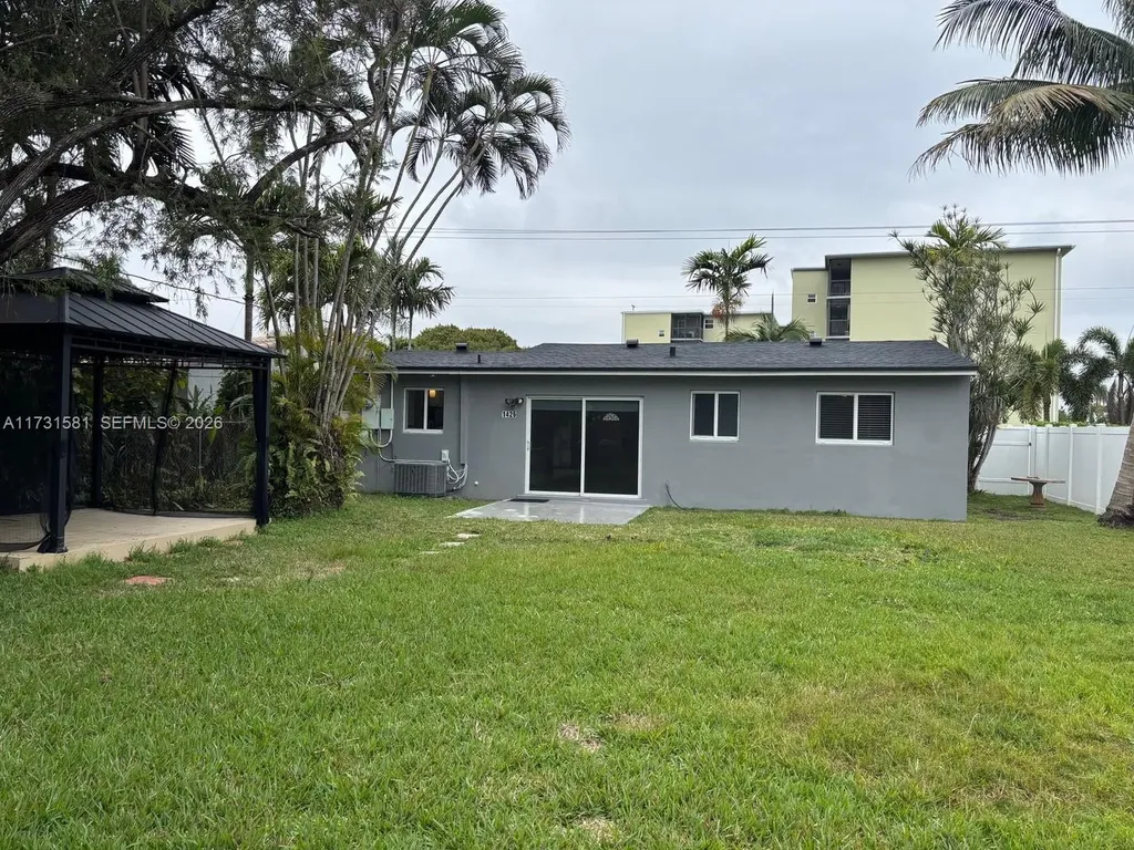 1426 Arthur Street Hollywood FL 33020