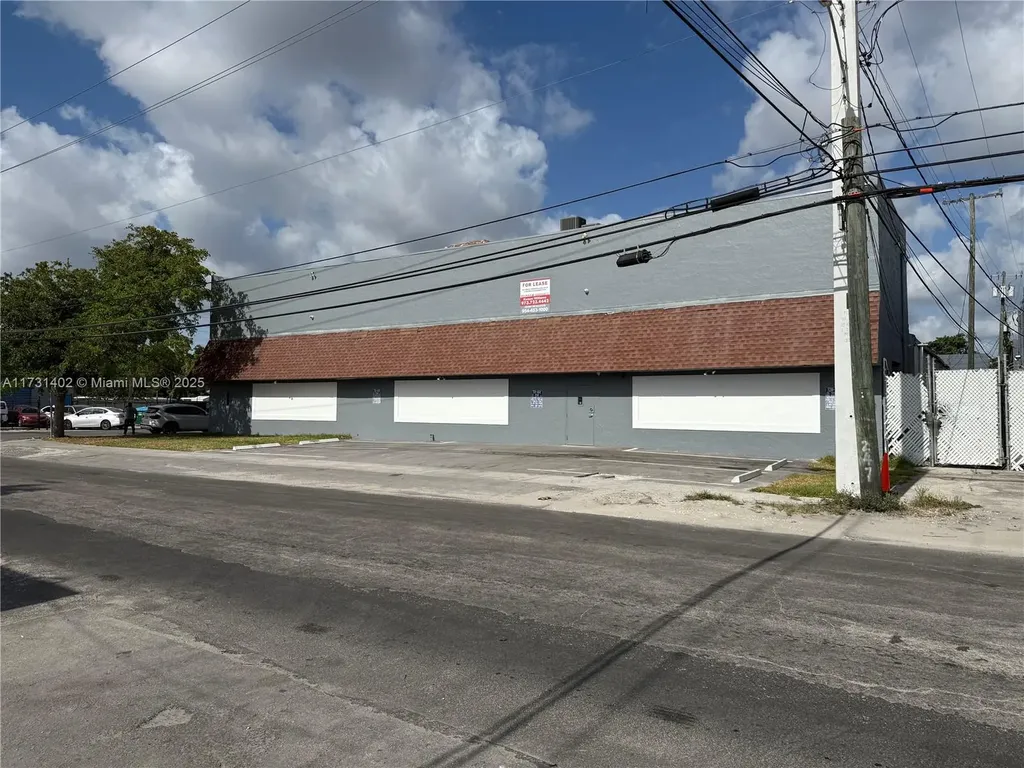5801 Plunkett Street Hollywood FL 33023