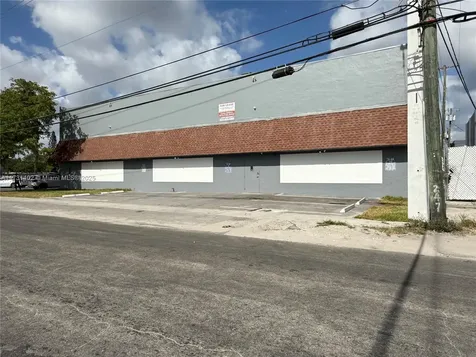 5801 Plunkett Street Hollywood FL 33023