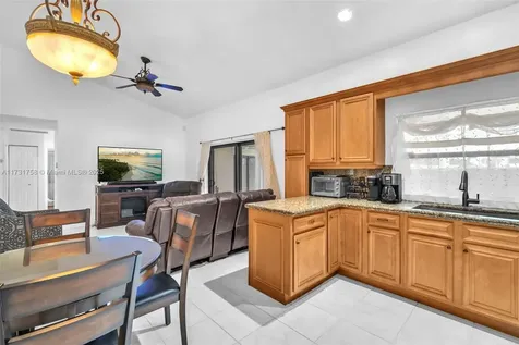 7006 NW 38th Street Coral Springs FL 33065