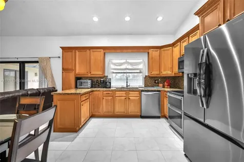 7006 NW 38th Street Coral Springs FL 33065