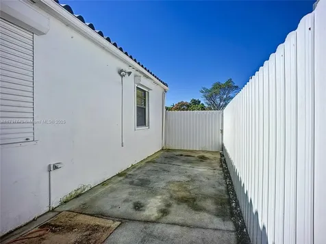 35 SW 63rd Court Miami FL 33144