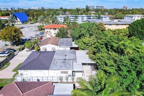 35 SW 63rd Court Miami FL 33144