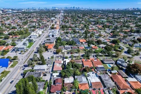 35 SW 63rd Court Miami FL 33144