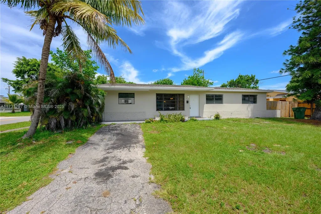201 SW 65th Terrace Pembroke Pines FL 33023