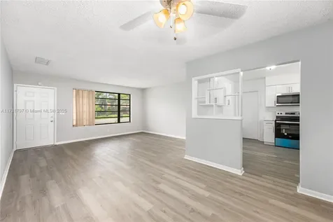 201 SW 65th Terrace Pembroke Pines FL 33023