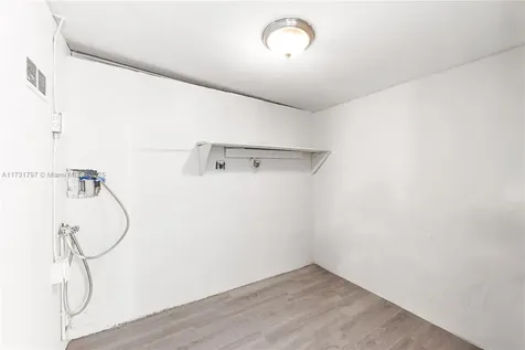 201 SW 65th Terrace Pembroke Pines FL 33023