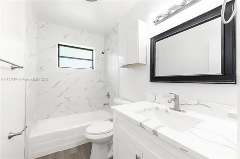 201 SW 65th Terrace Pembroke Pines FL 33023