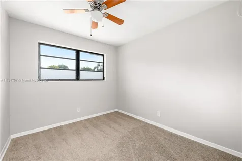 201 SW 65th Terrace Pembroke Pines FL 33023